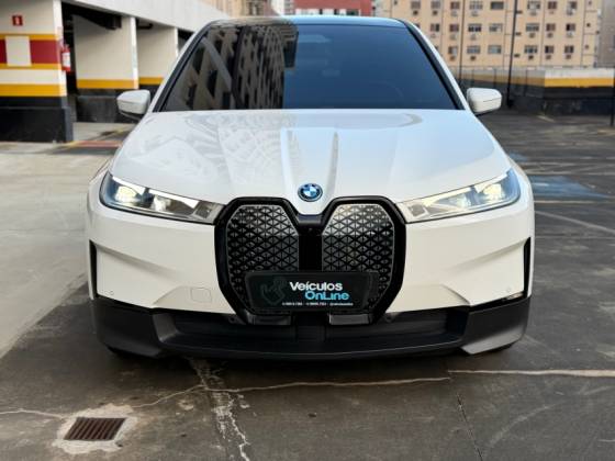 BMW iX ELÉTRICO XDRIVE40 BMW iX ELÉTRICO XDRIVE40